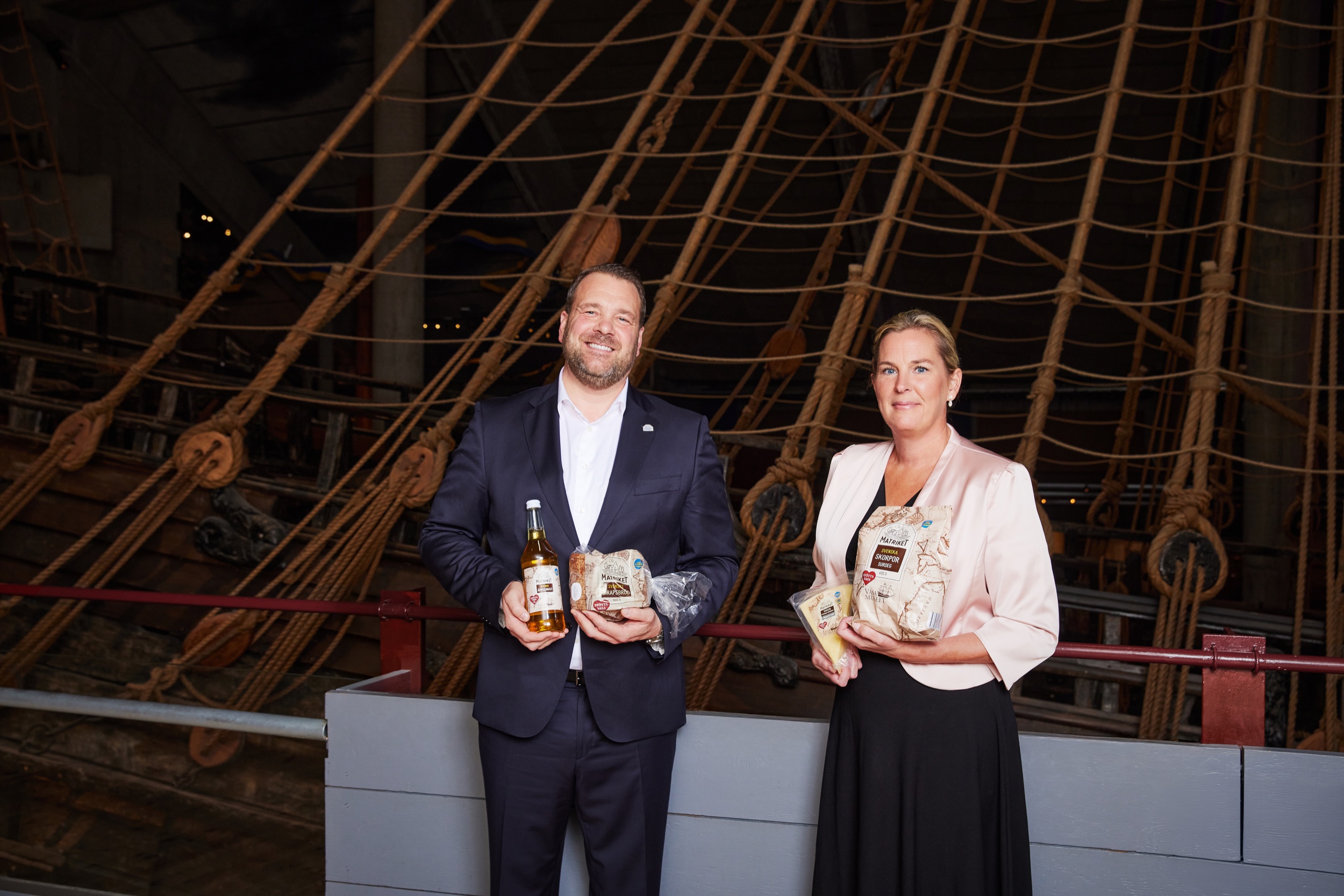 Jenny Lind, Vasamuseets chef och Jakob Josefsson, vd för Lidl Sverige